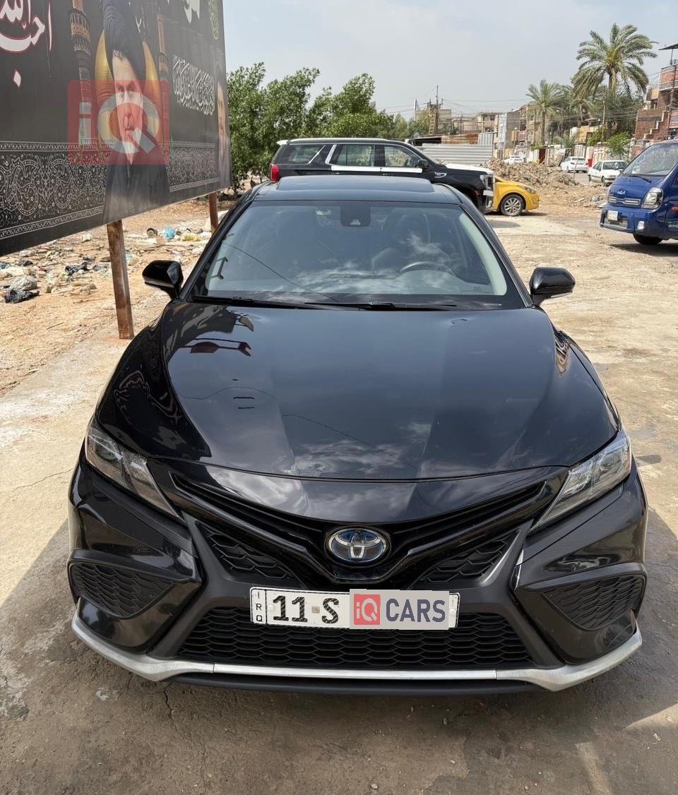 تۆیۆتا کامری